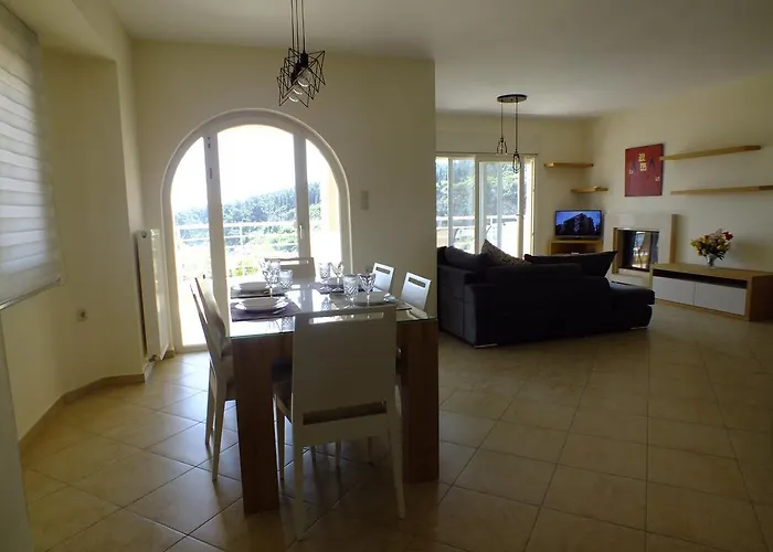 Case de vacanță Bellevue Homes *